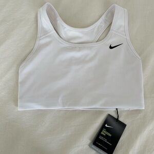 Nike sports bra NWT
